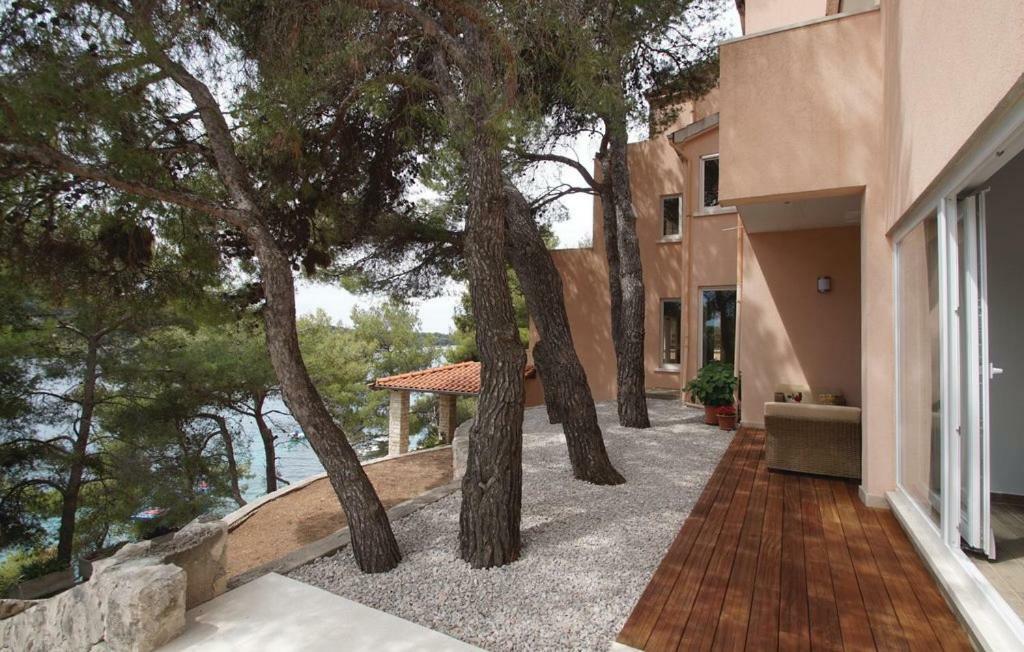 Beautiful Apartment By The Sea Prizba Exterior foto
