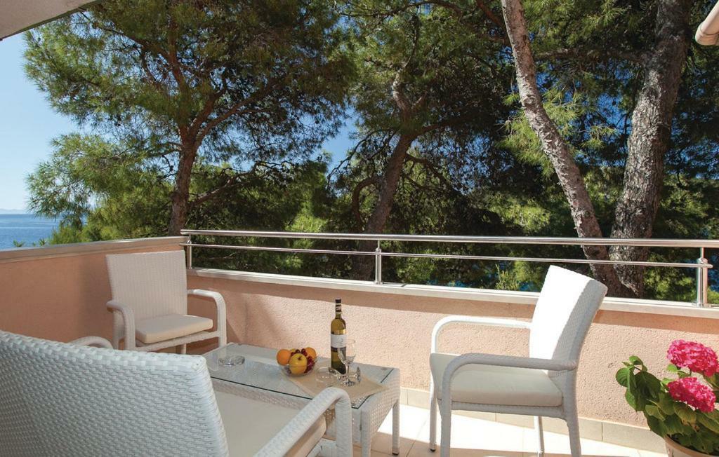 Beautiful Apartment By The Sea Prizba Exterior foto